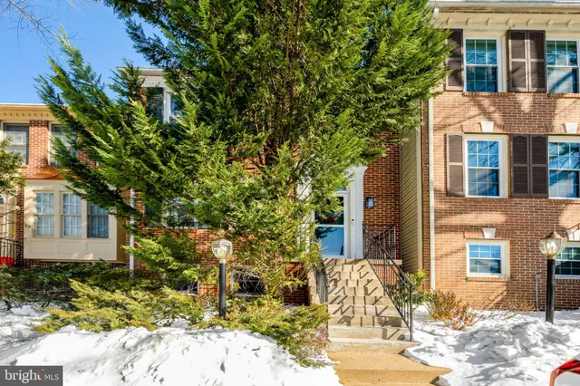 $650,000 | 6502 Milva Lane, Springfield, VA 22150