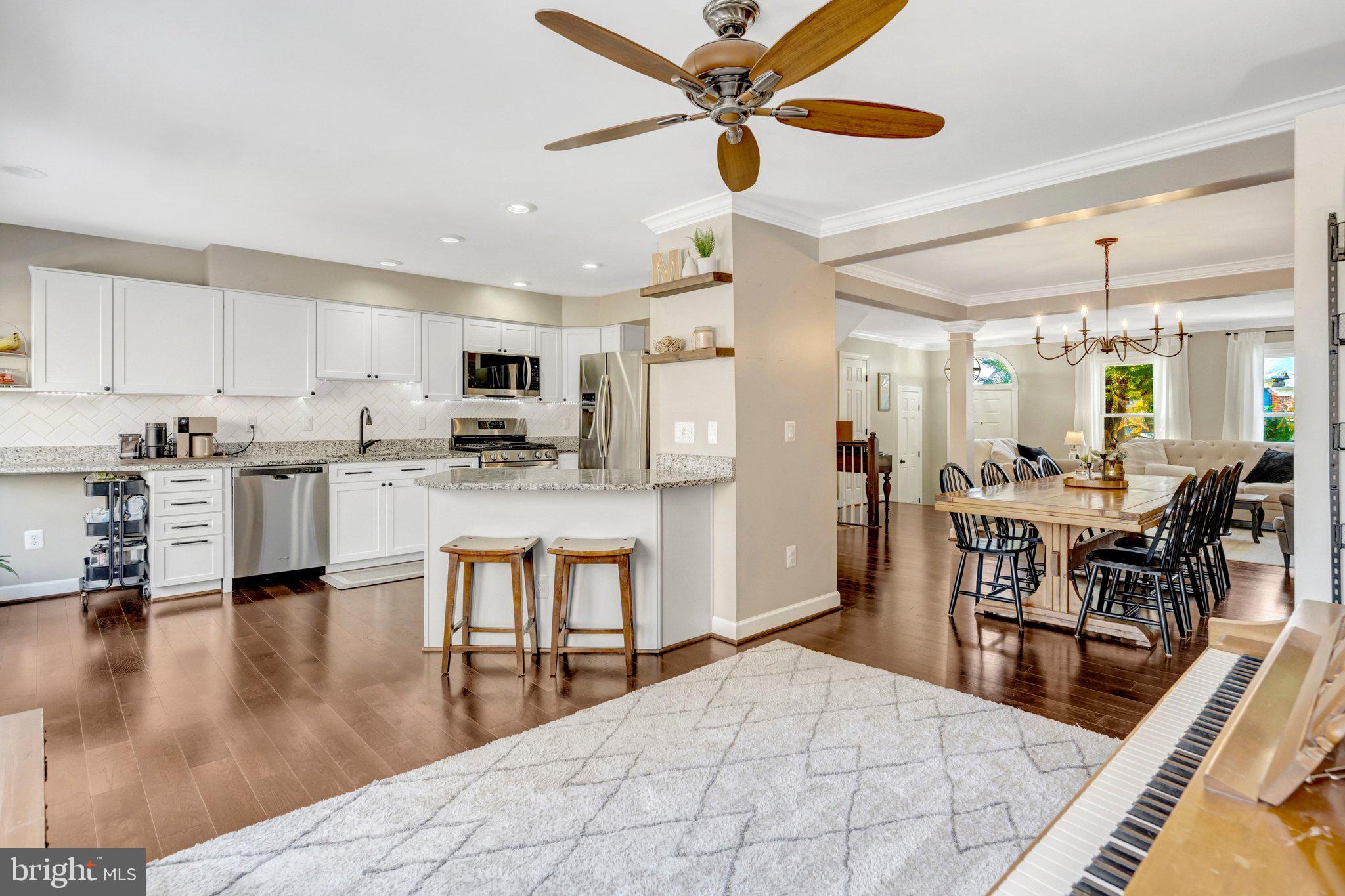 6502 Milva Lane Springfield, VA 22150 - Photo 10 of 38