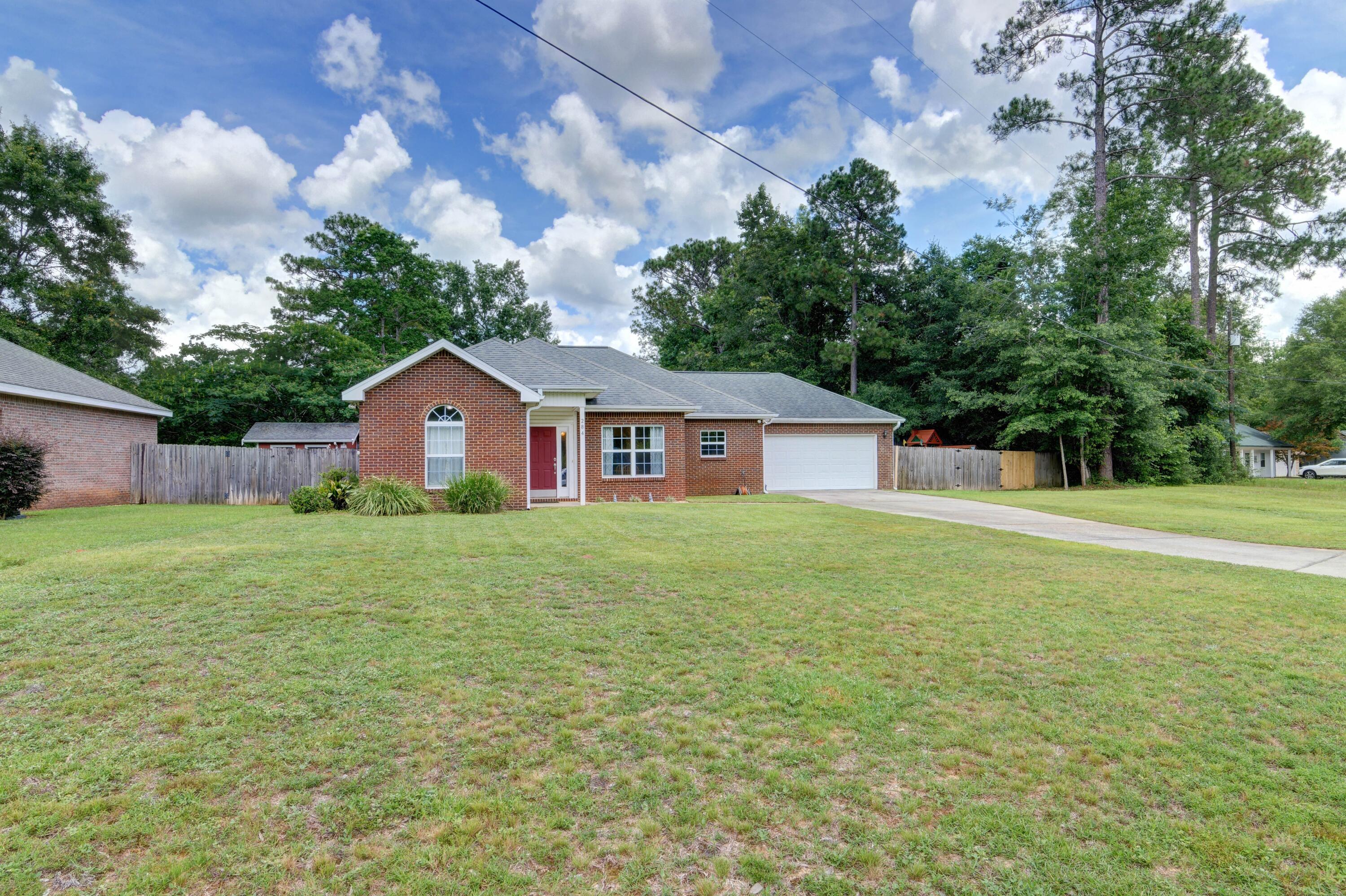 284 Jones Road Crestview, FL 32536 - Photo 3 of 41 Welcome Home