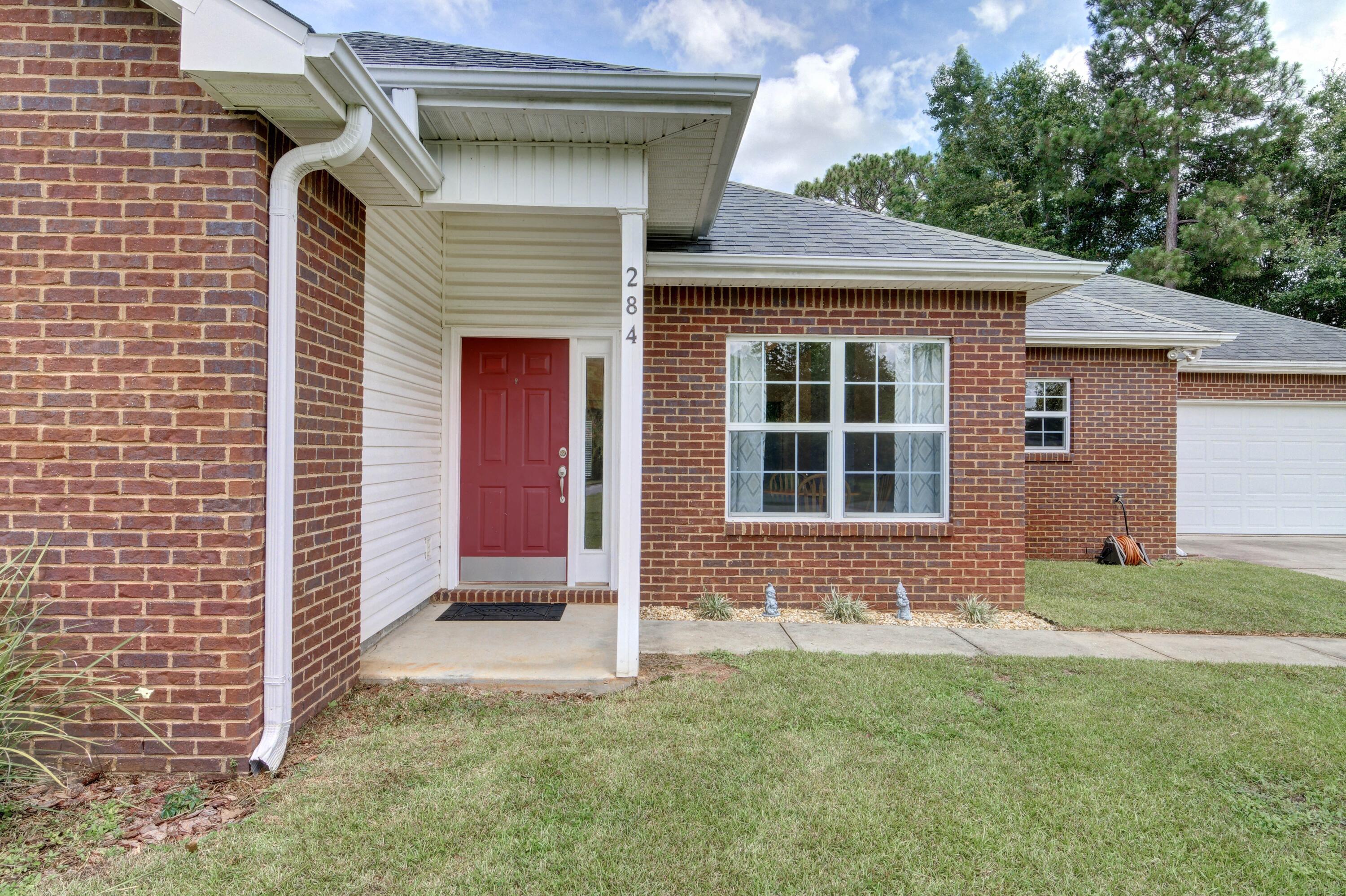 284 Jones Road Crestview, FL 32536 - Photo 4 of 41 2-02-Front-01