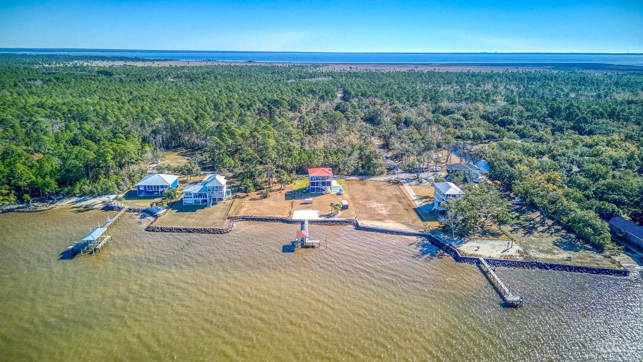 797 Dolphin Road Milton, FL 32583 - Photo 3 of 49 Gallery Image 3