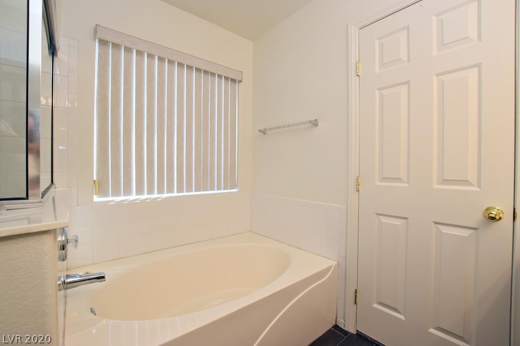 983 Ridge Path Avenue Henderson, NV 89015 - Photo 34 of 45 Gallery Image 34