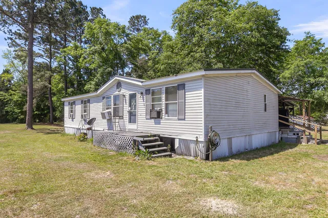 $172,200 | 206 Mookees Lane, Cross, SC 29436