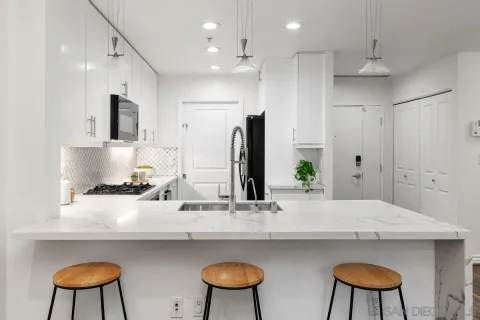 $675,000 | 850 Beech Street, Unit 203, San Diego, CA 92101