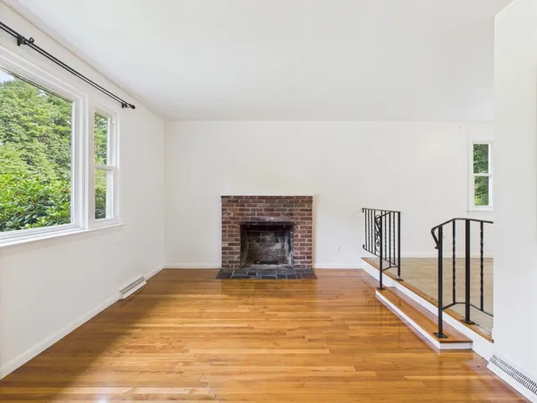 $3,500 | 91 Old Post Road, Sharon, MA 02067
