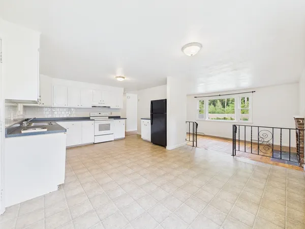 $3,500 | 91 Old Post Road, Sharon, MA 02067