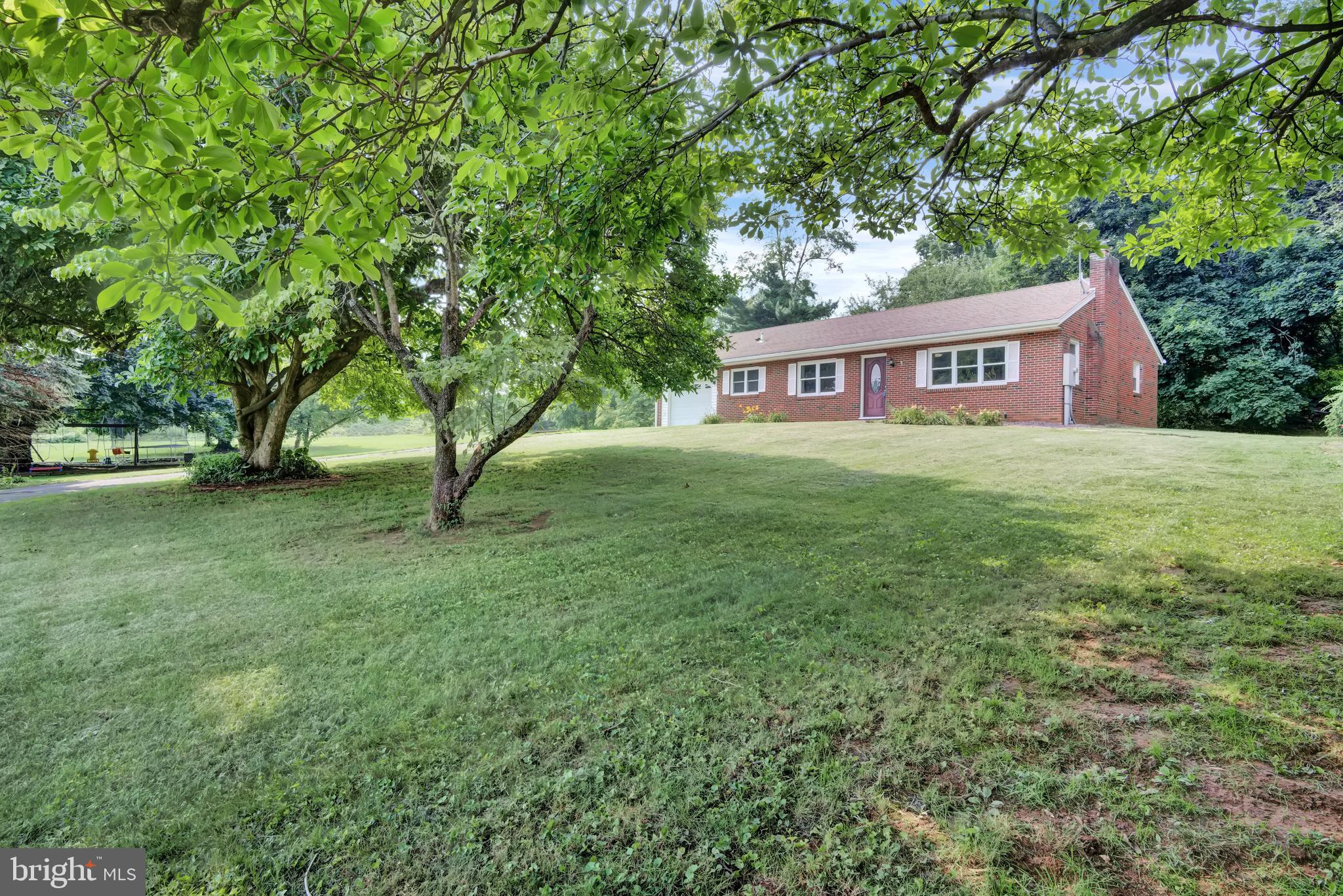 204 West Springville Road Boiling Springs, PA 17007 - Photo 6 of 47 Gallery Image 6