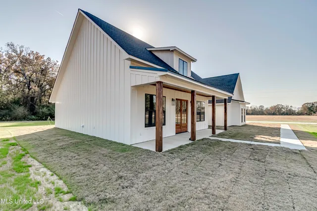 $430,000 | 227 Renfroe Road, Canton, MS 39046