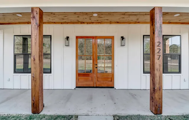 $430,000 | 227 Renfroe Road, Canton, MS 39046
