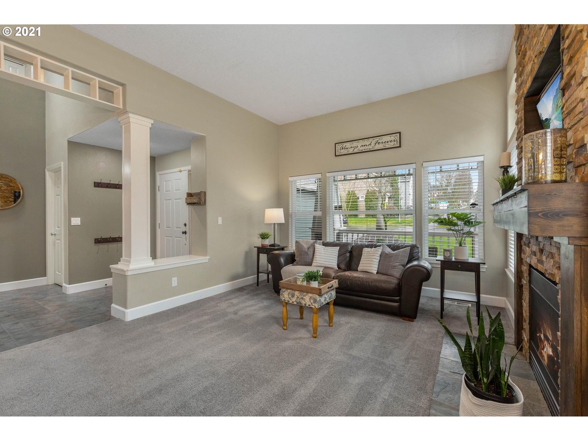 23612 Southwest Middleton Road Sherwood, OR 97140 - Photo 3 of 31 Gallery Image 3