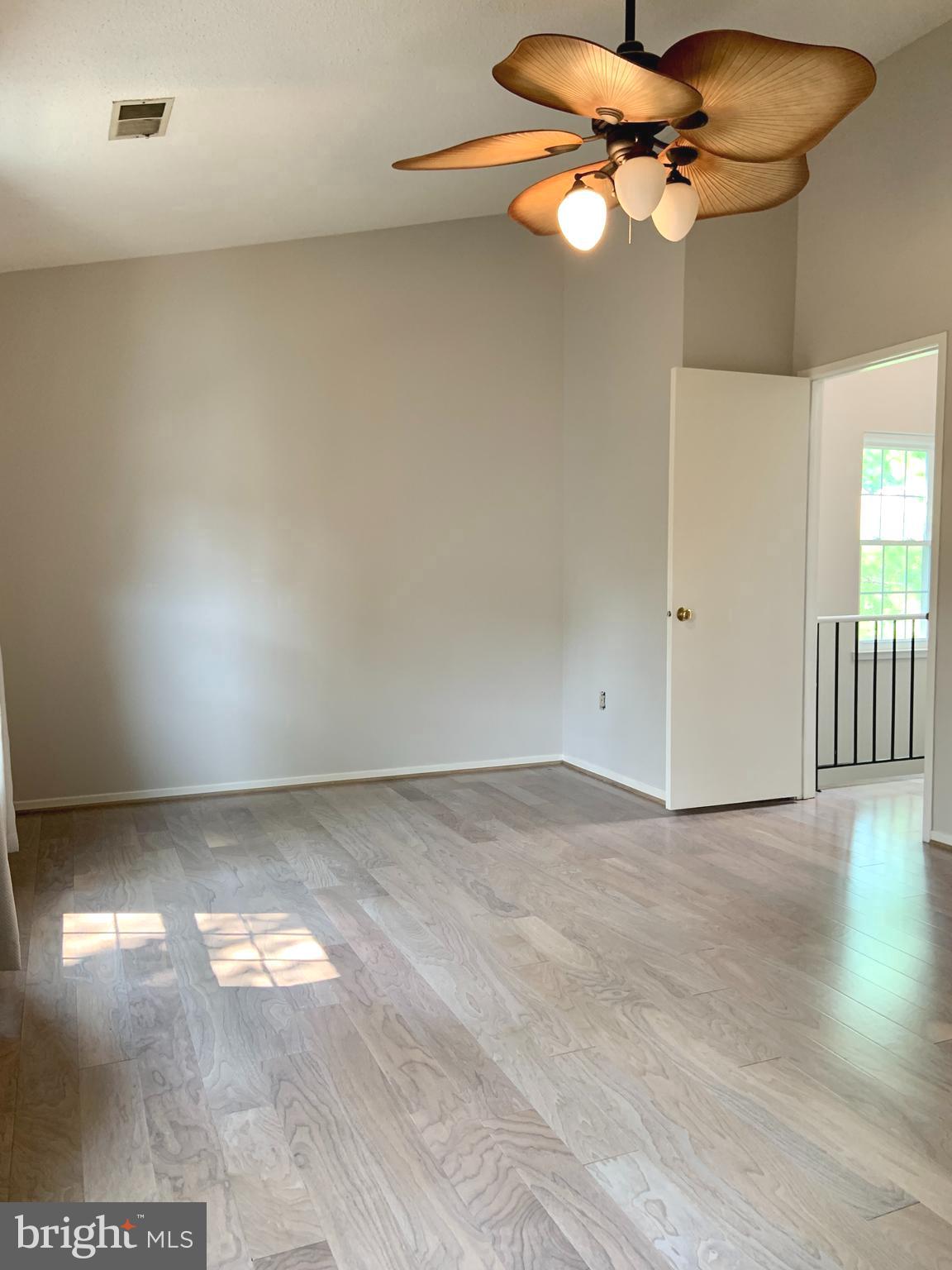 2438 Ridgehampton Court Reston, VA 20191 - Photo 20 of 47 Note the large space