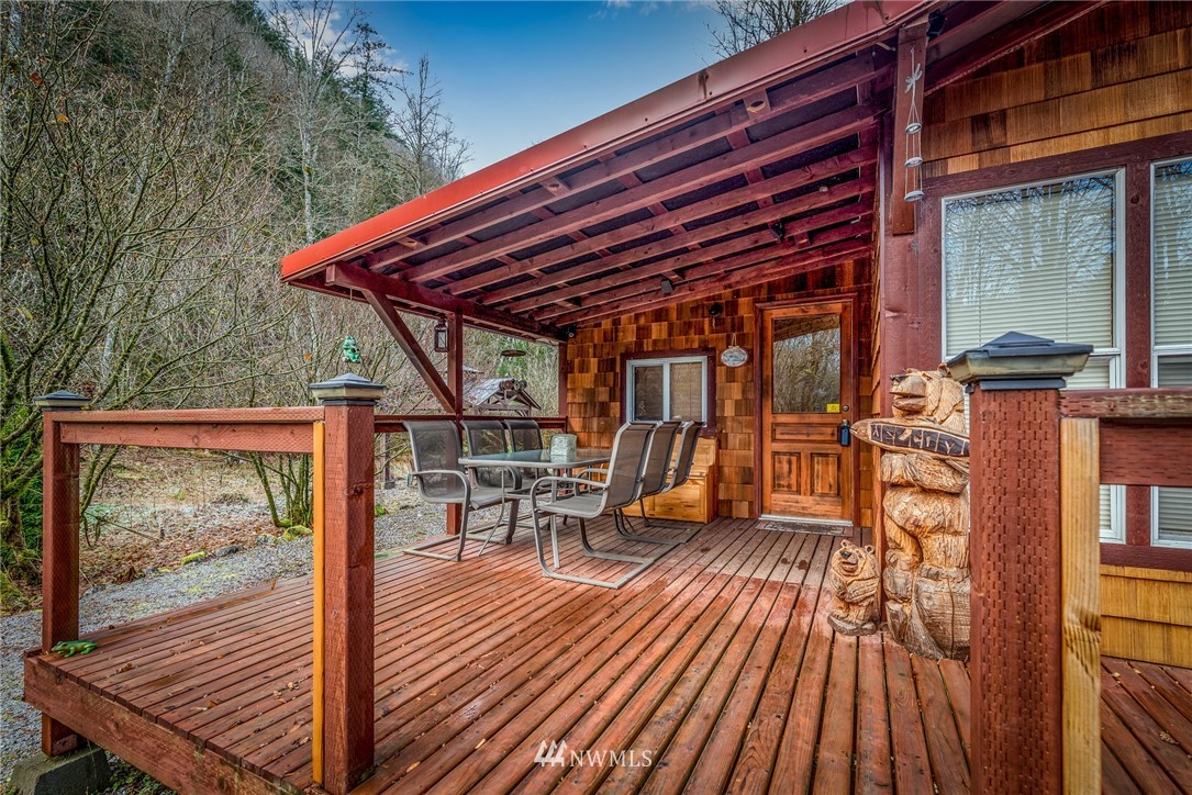 3034 Tower Road Maple Falls, WA 98266 - Photo 2 of 37