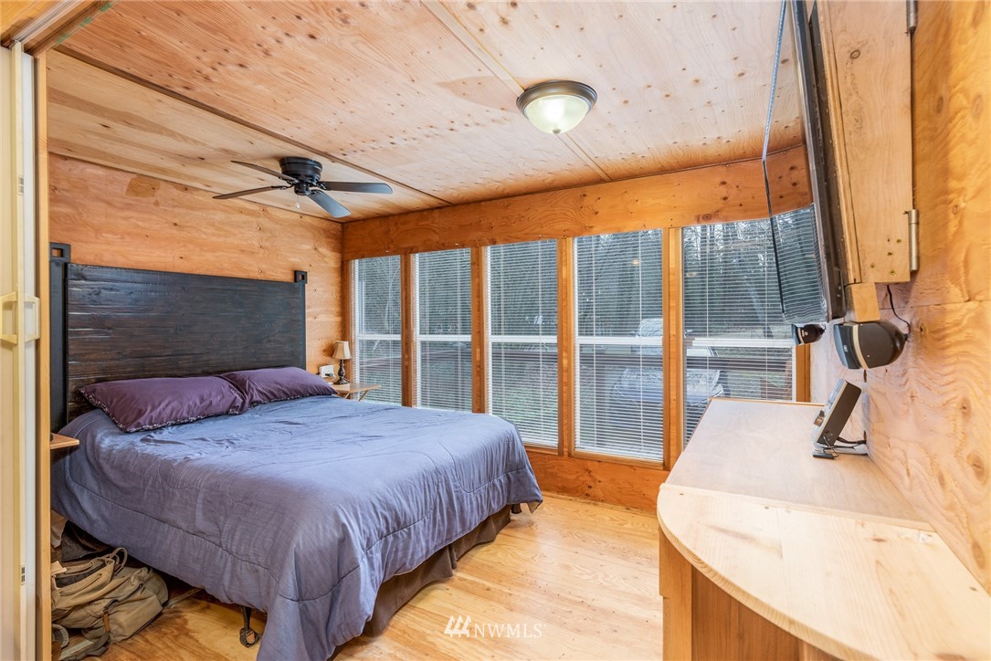 3034 Tower Road Maple Falls, WA 98266 - Photo 11 of 37