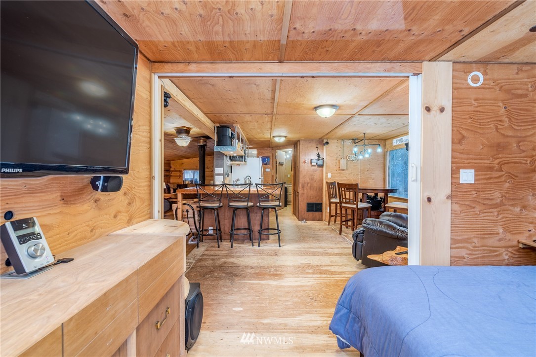 3034 Tower Road Maple Falls, WA 98266 - Photo 12 of 37