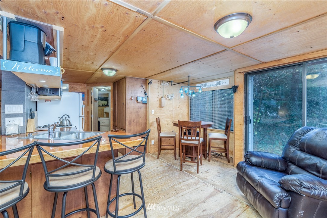 3034 Tower Road Maple Falls, WA 98266 - Photo 13 of 37