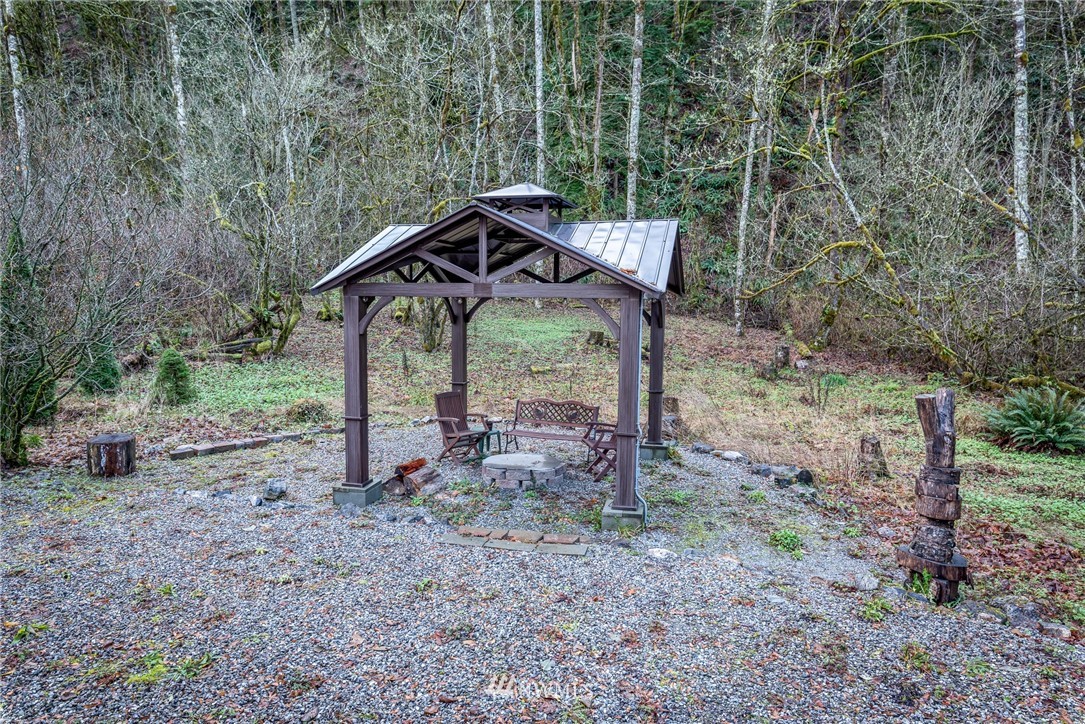 3034 Tower Road Maple Falls, WA 98266 - Photo 17 of 37