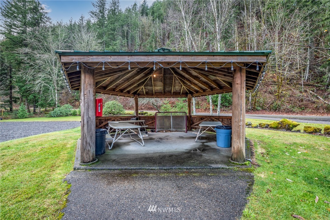 3034 Tower Road Maple Falls, WA 98266 - Photo 33 of 37