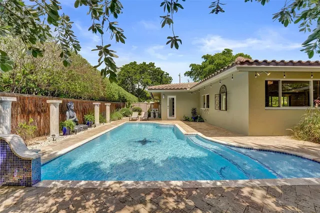 $1,495,000 | 2732 Northeast 26th Street, Fort Lauderdale, FL 33305