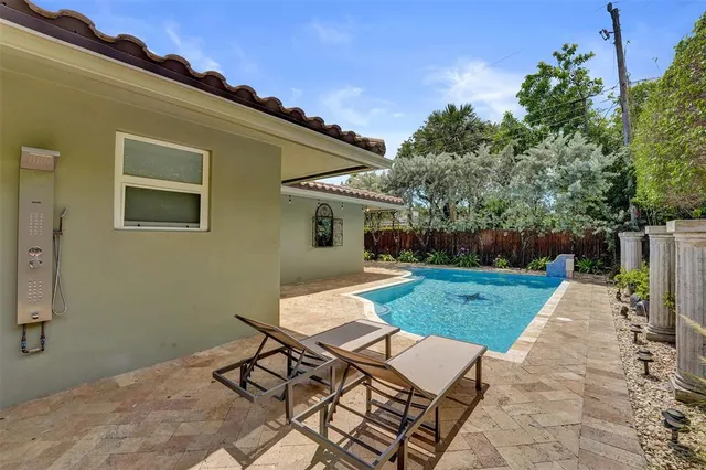 $1,495,000 | 2732 Northeast 26th Street, Fort Lauderdale, FL 33305