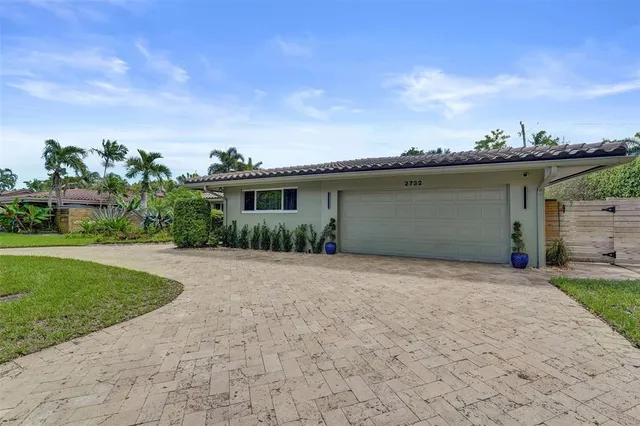 $1,495,000 | 2732 Northeast 26th Street, Fort Lauderdale, FL 33305