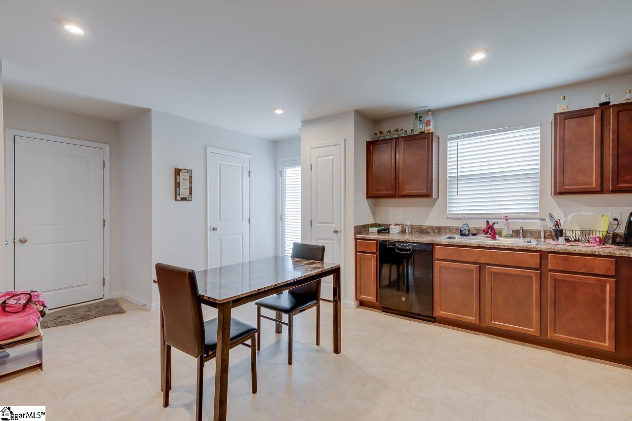 155 Ralston Road Greer, SC 29651 - Photo 5 of 19 Gallery Image 5