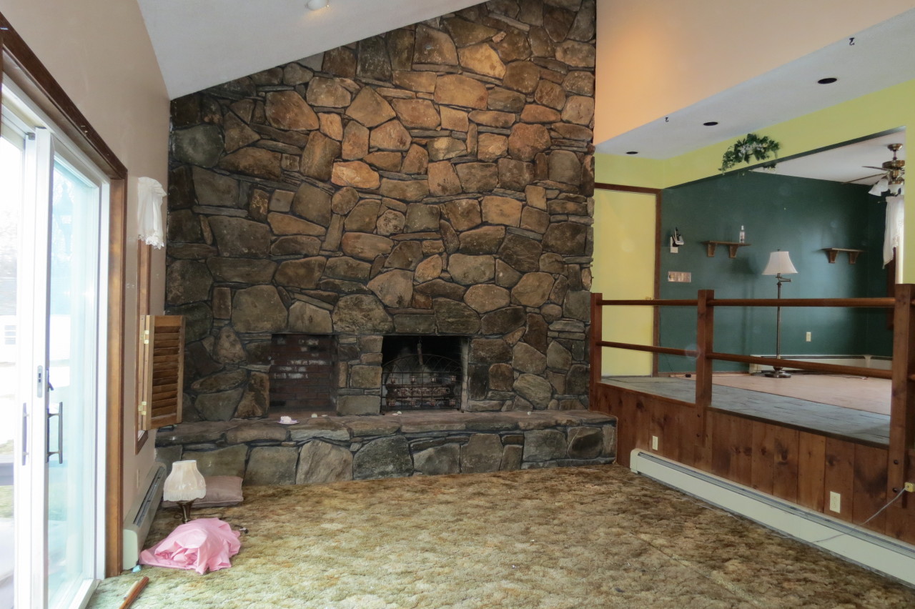 182 East Road Adams, MA 01220 - Photo 2 of 33 Large Living room looking to dining room