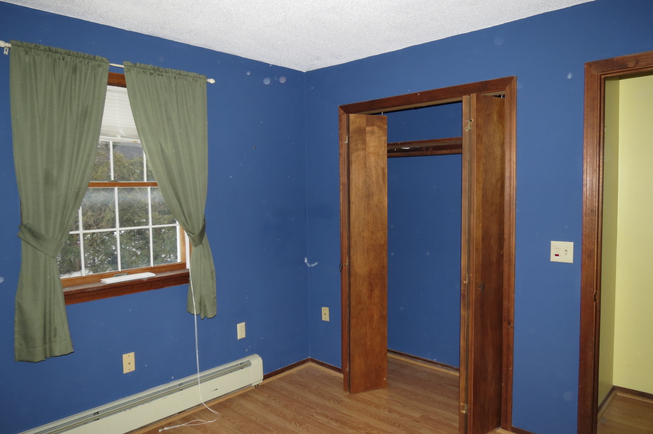 182 East Road Adams, MA 01220 - Photo 16 of 33 Bedroom 2 toward closet