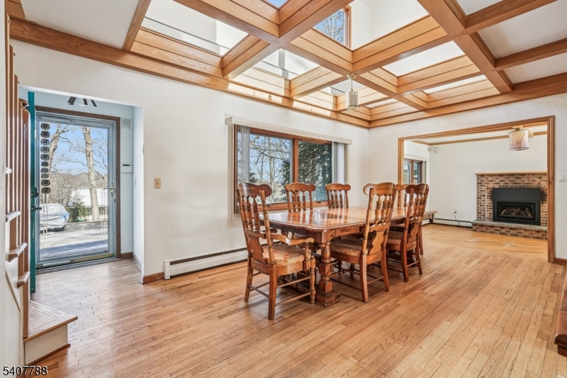 286 Carentan Road Hopatcong, NJ 07843 - Photo 11 of 49