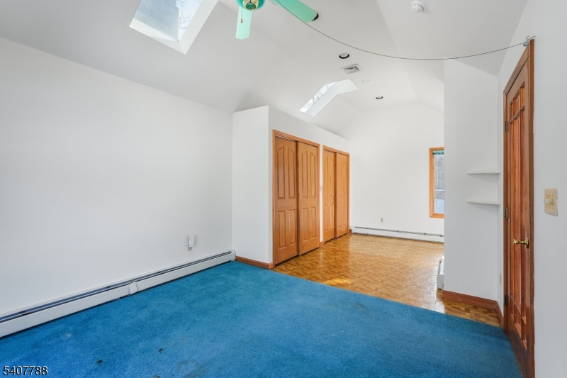 286 Carentan Road Hopatcong, NJ 07843 - Photo 21 of 49