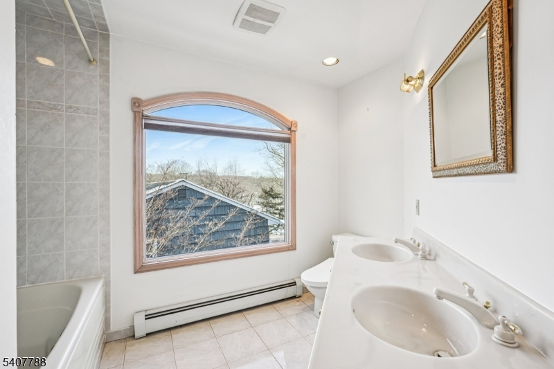 286 Carentan Road Hopatcong, NJ 07843 - Photo 32 of 49