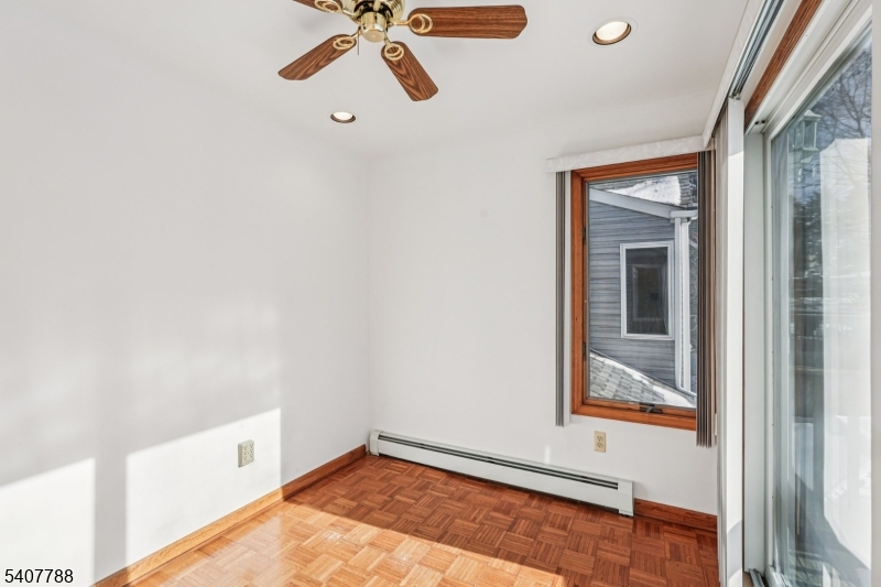 286 Carentan Road Hopatcong, NJ 07843 - Photo 35 of 49