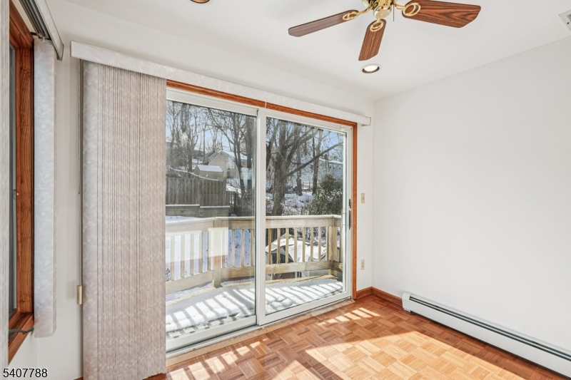 286 Carentan Road Hopatcong, NJ 07843 - Photo 36 of 49