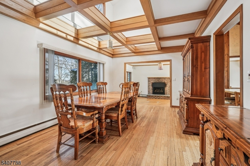 286 Carentan Road Hopatcong, NJ 07843 - Photo 10 of 49