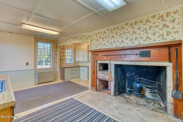 $545,000 | 64 Hewins Street, Sheffield, MA 01257