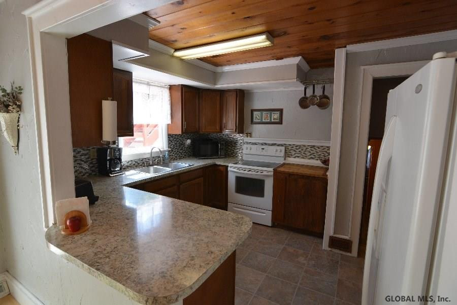 5859 Scotch Ridge Road Duanesburg, NY 12056 - Photo 4 of 16 Photo 4