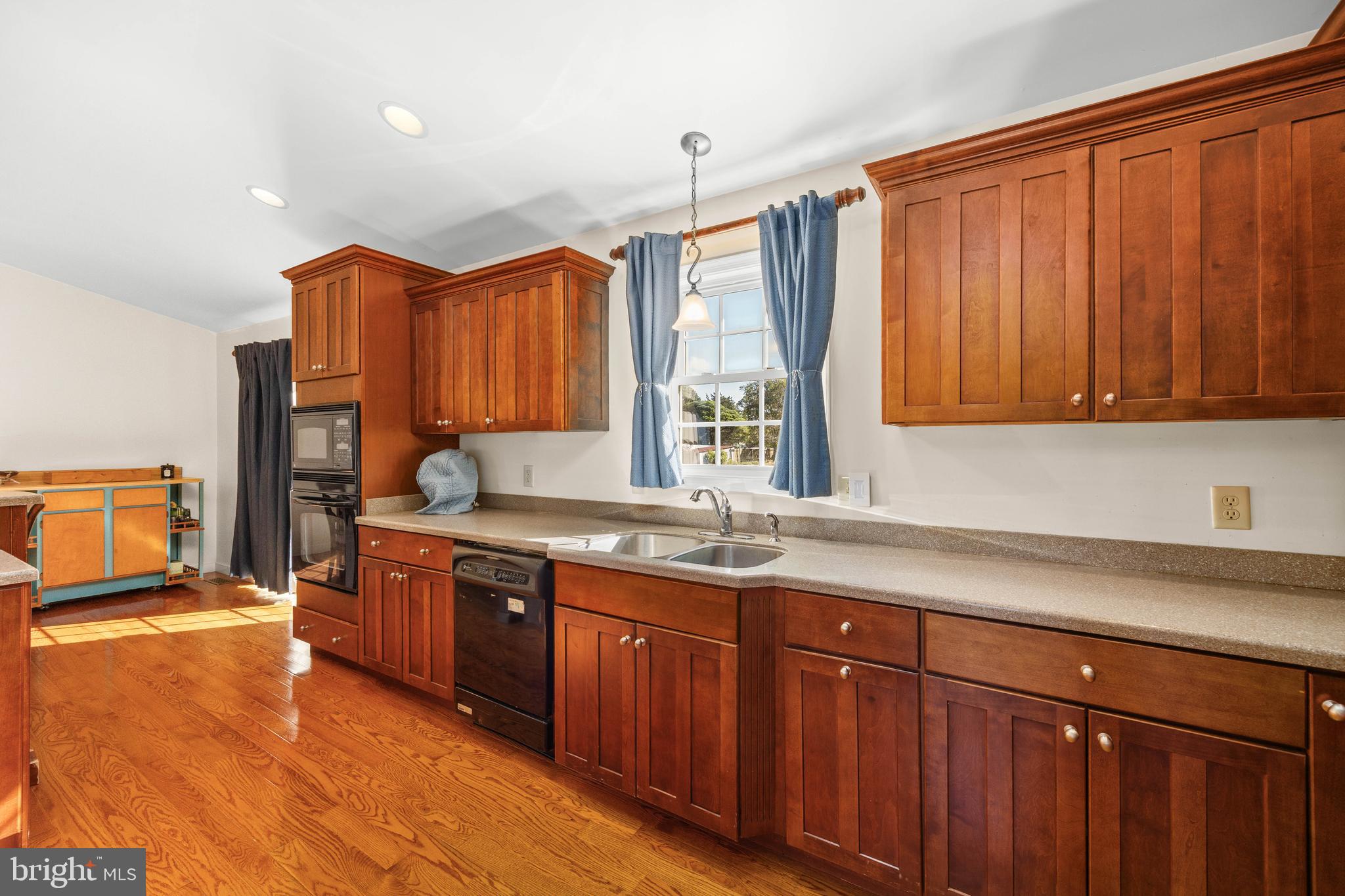3221 Boone Road Crisfield, MD 21817 - Photo 15 of 56 Gourmet kitchen with cherry cabinets