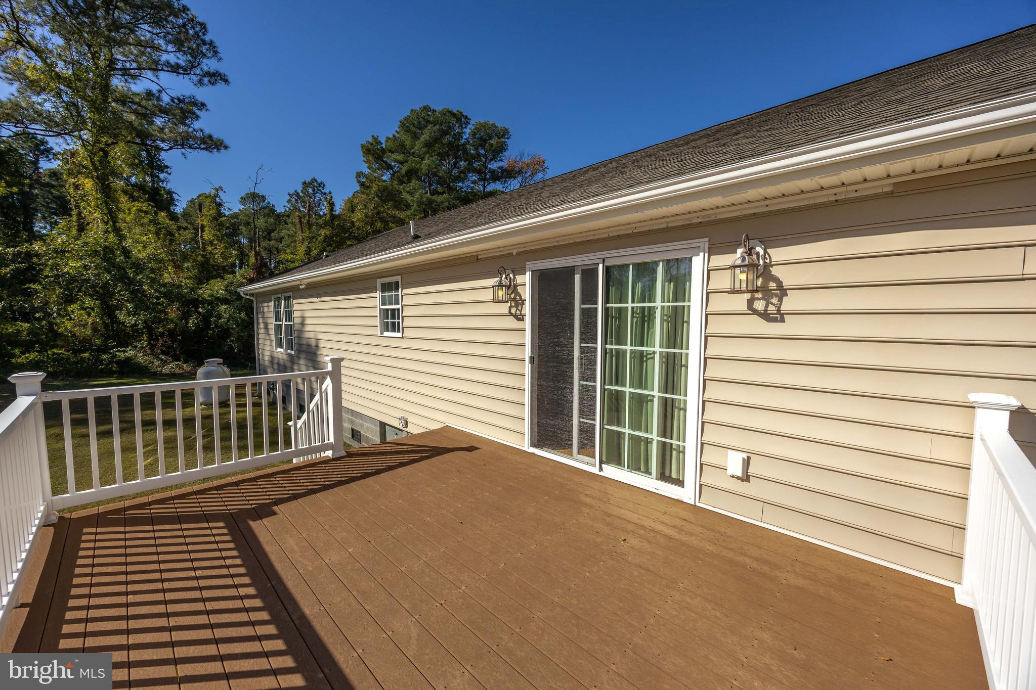 3221 Boone Road Crisfield, MD 21817 - Photo 49 of 56 No Maintenance Deck