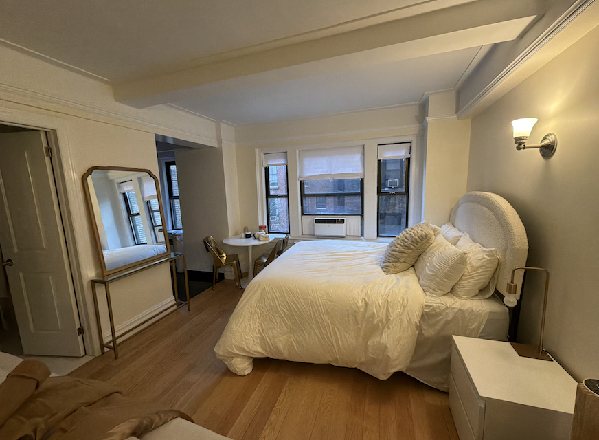 35 Christopher Street, Unit 4D Manhattan, NY 10014 - Photo 5 of 10