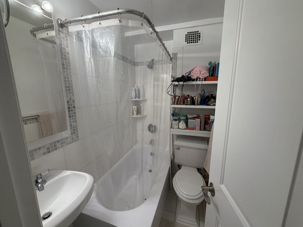 35 Christopher Street, Unit 4D Manhattan, NY 10014 - Photo 6 of 10