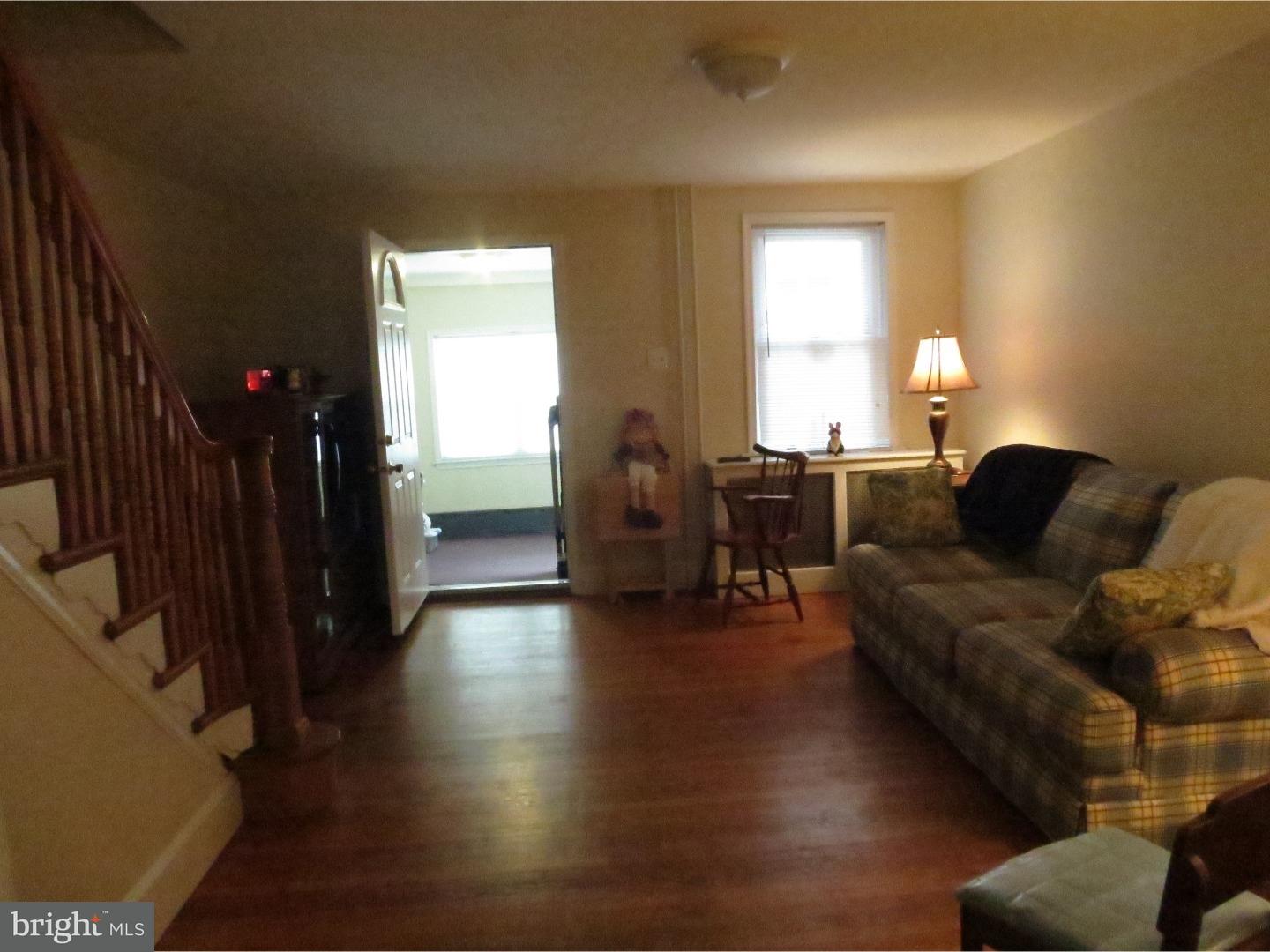 95 Houston Road Lansdowne, PA 19050 - Photo 4 of 25 Living Room