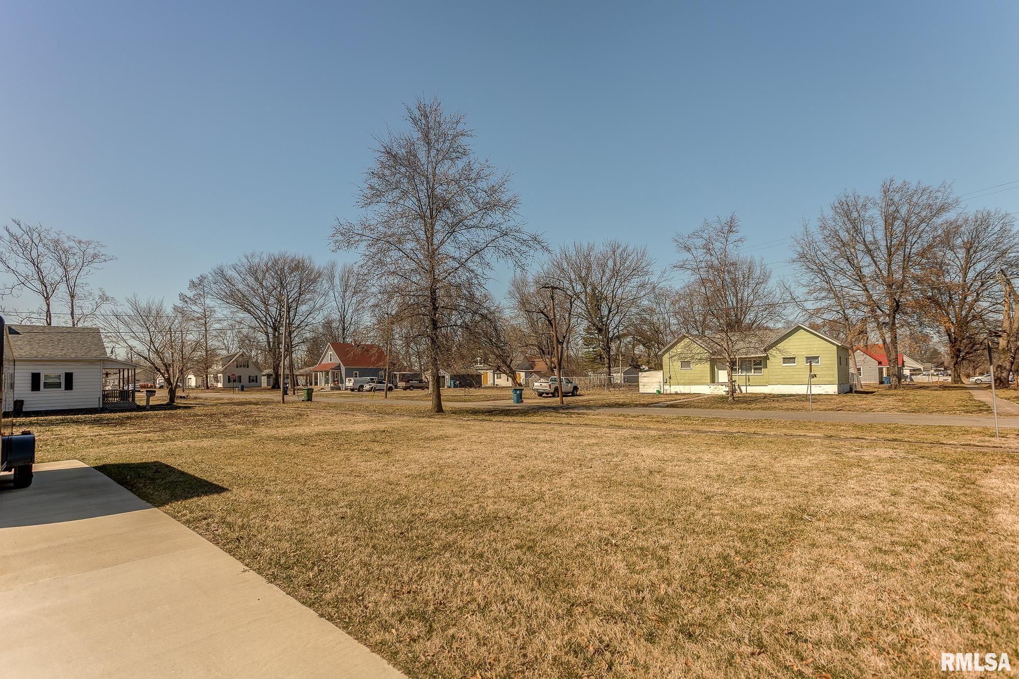424 North College Street Centralia, IL 62801 - Photo 38 of 38