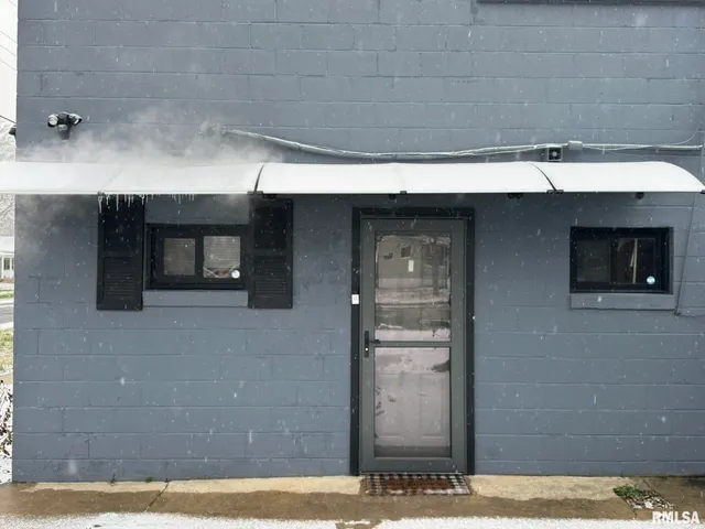 $207,500 | 424 North College Street, Centralia, IL 62801