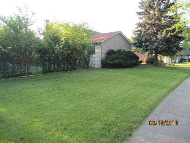 60 Oakview Road Matteson, IL 60443 - Photo 4 of 19