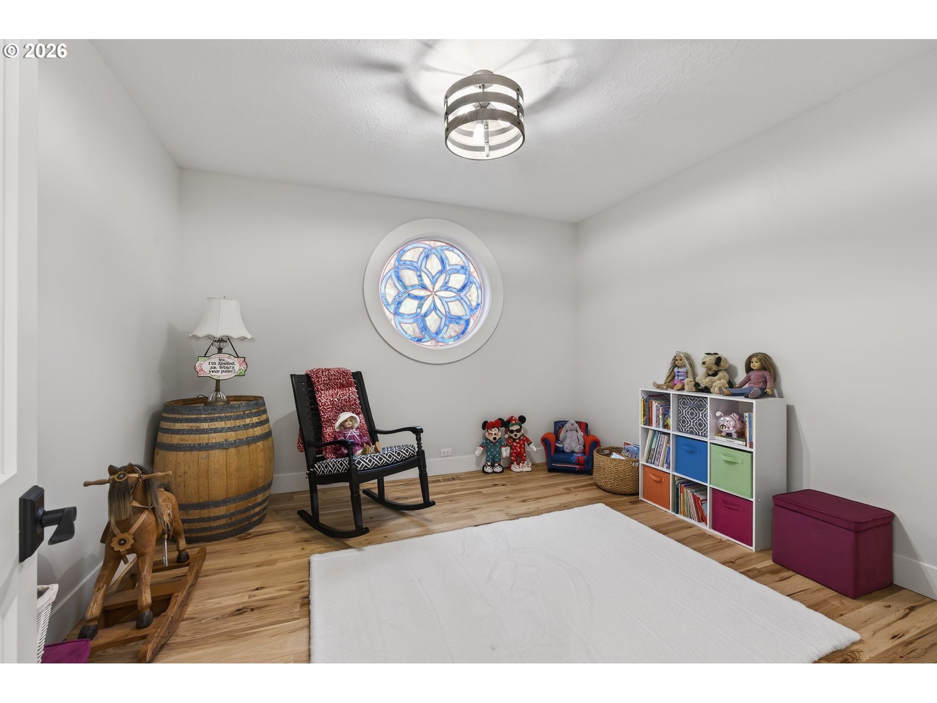 525 Point Avenue Depoe Bay, OR 97341 - Photo 18 of 47 a room with furniture and a chandelier