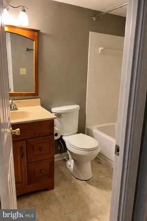 $2,300 | 120 Woodridge Place, Laurel, MD 20724