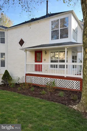 $2,300 | 120 Woodridge Place, Laurel, MD 20724