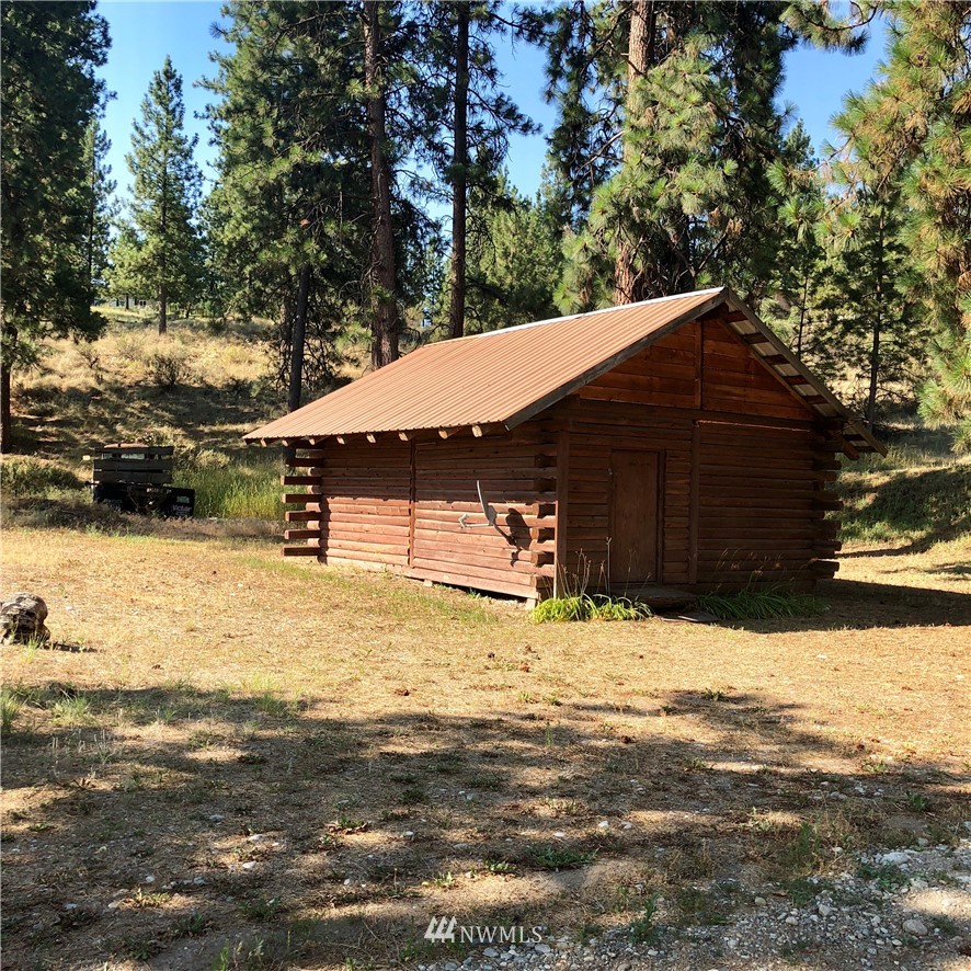 40 Pinecrest Road Tonasket, WA 98855 - Photo 3 of 19