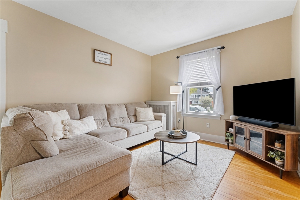 1 Ascadilla Road Worcester, MA 01606 - Photo 7 of 37