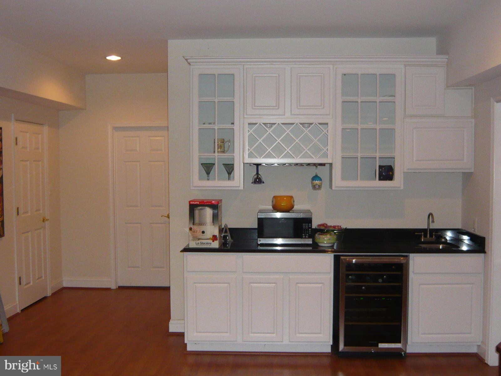20618 Wilderness Run Road Boonsboro, MD 21713 - Photo 19 of 27 Wet bar, wine cooler and more