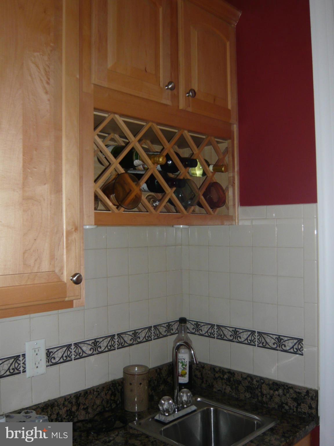 20618 Wilderness Run Road Boonsboro, MD 21713 - Photo 7 of 27 Wet Bar off Dining Room